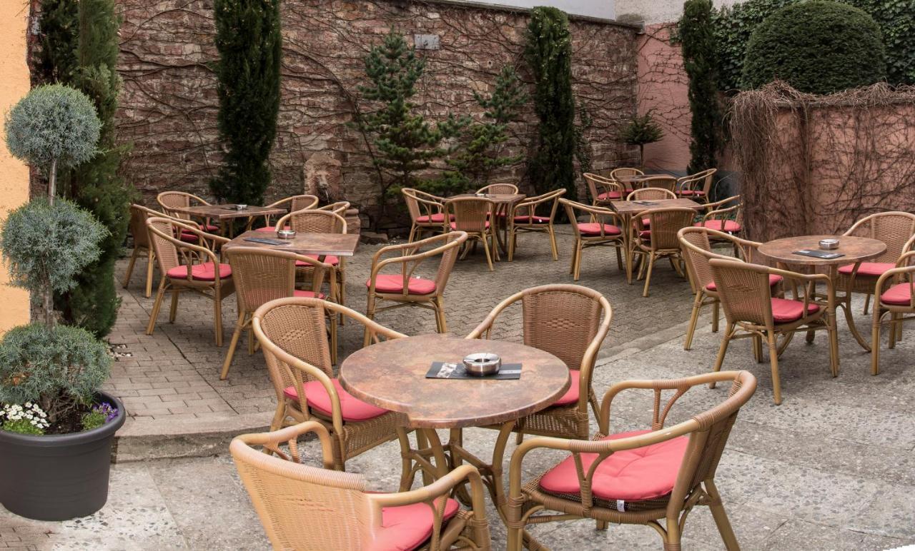 Hotel Zum Goldenen Mann Rastatt Ngoại thất bức ảnh